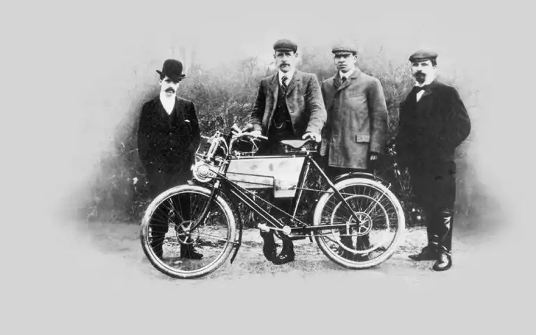 Historia de Royal Enfield  historia 1901 Royal Enfield Republica Dominicana