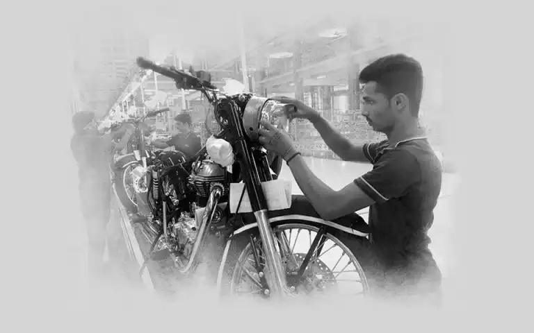 Historia de Royal Enfield  historia 2017.2 Royal Enfield Republica Dominicana